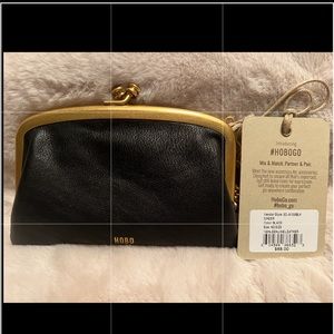 Velvet Hide Collection Cheer Leather Clasp Pouch